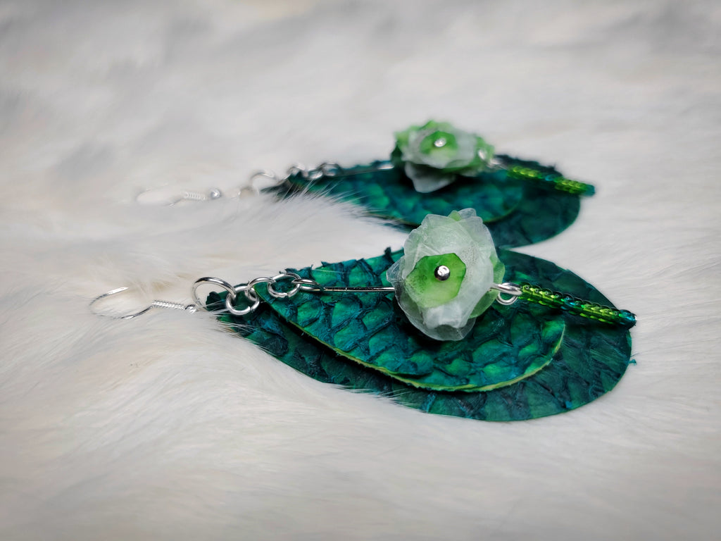 Fish scale roses